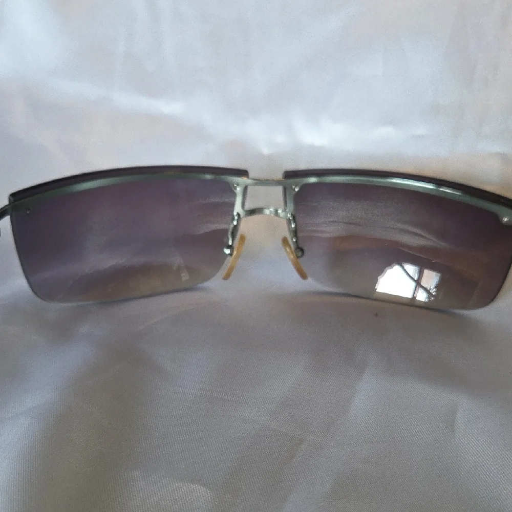 Gucci Rimless Sunglasses with Gradient Lenses - Picture 11 of 14
